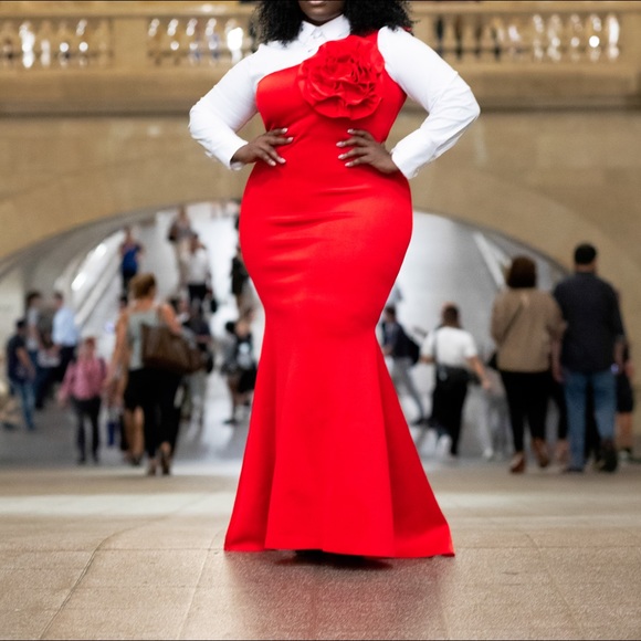 Dresses & Skirts - Beautiful Red Dress Dresses & Skirts - Beautiful Red Dress